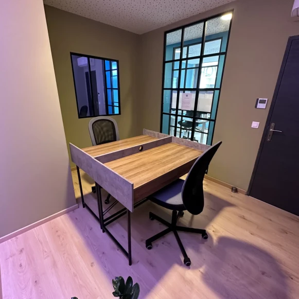 Bureau privé 13 m² 3 postes Coworking Rue André Pujol Pessac 33600 - photo 10