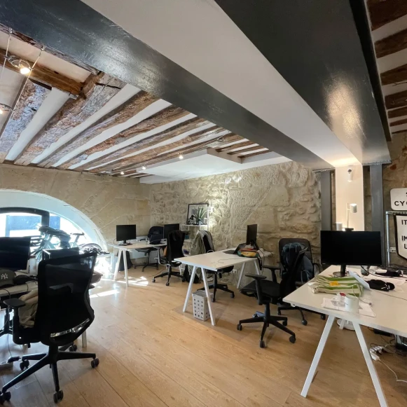 Bureau privé 50 m² 12 postes Location bureau Rue Beauregard Paris 75002 - photo 5