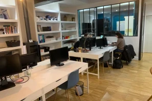 Open Space - 75015 - 4 postes - 400€