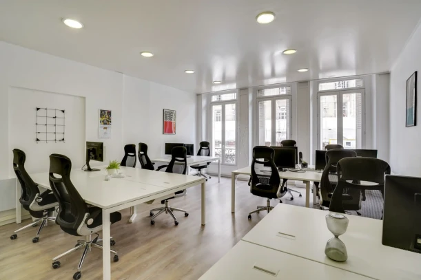 Espace indépendant - 75003 - 16 postes - 8500€