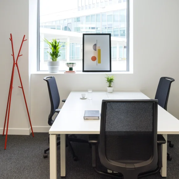 Bureau privé 945 m² 3 postes Location bureau Rue de Finlande Colombier-Saugnieu 69125 - photo 1