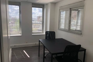 Bureau privé - 93500 - 4 postes - 1000€