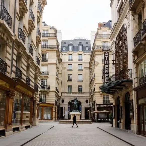 Bureau privé 45 m² 12 postes Coworking Square de l'Opéra-Louis Jouvet Paris 75009 - photo 3