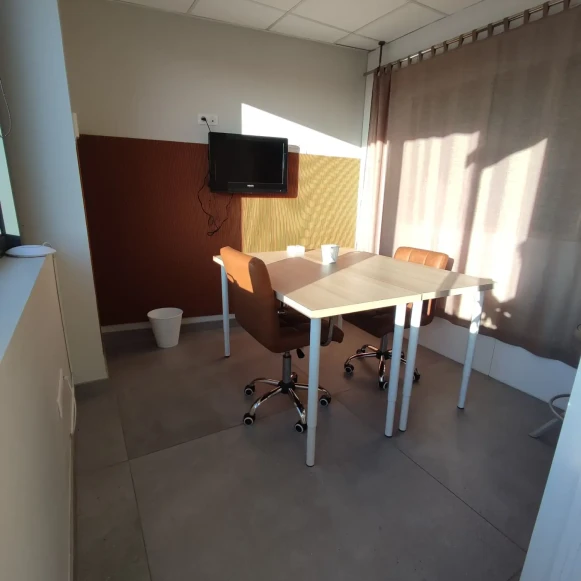 Bureau privé 32 m² 3 postes Coworking Avenue Jean Jaurès Joinville-le-Pont 94340 - photo 15