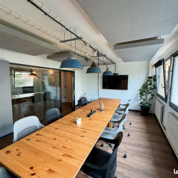 Open Space  26 postes Location bureau Rue de Saussure Paris 75017 - photo 2