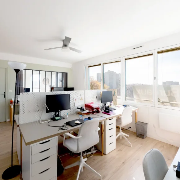 Bureau privé 57 m² 12 postes Coworking Rue Piat Paris 75020 - photo 4