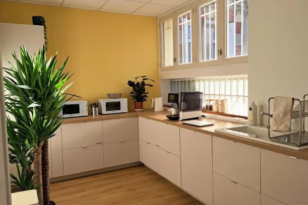 Bureau privé - 33600 - 5 postes - 1650€