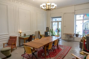 Open Space - 69001 - 50 postes - 215€