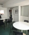 Bureau privé - 75004 - 3 postes - 1950€