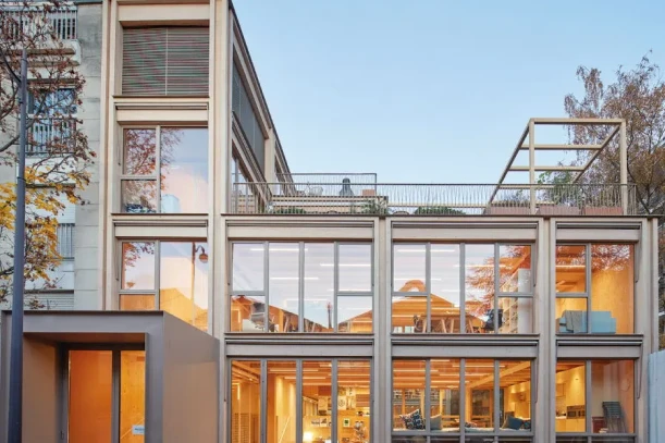 Open Space - 75011 - 8 postes - 450€