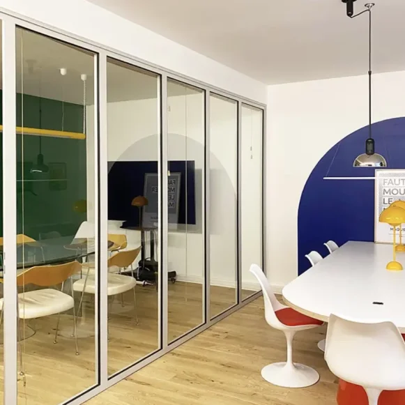 Espace indépendant 140 m² 18 postes Location bureau Rue Saint-Louis en l'Île Paris 75004 - photo 1