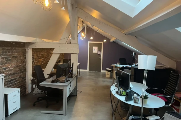 Espace indépendant - 92120 - 4 postes - 600€