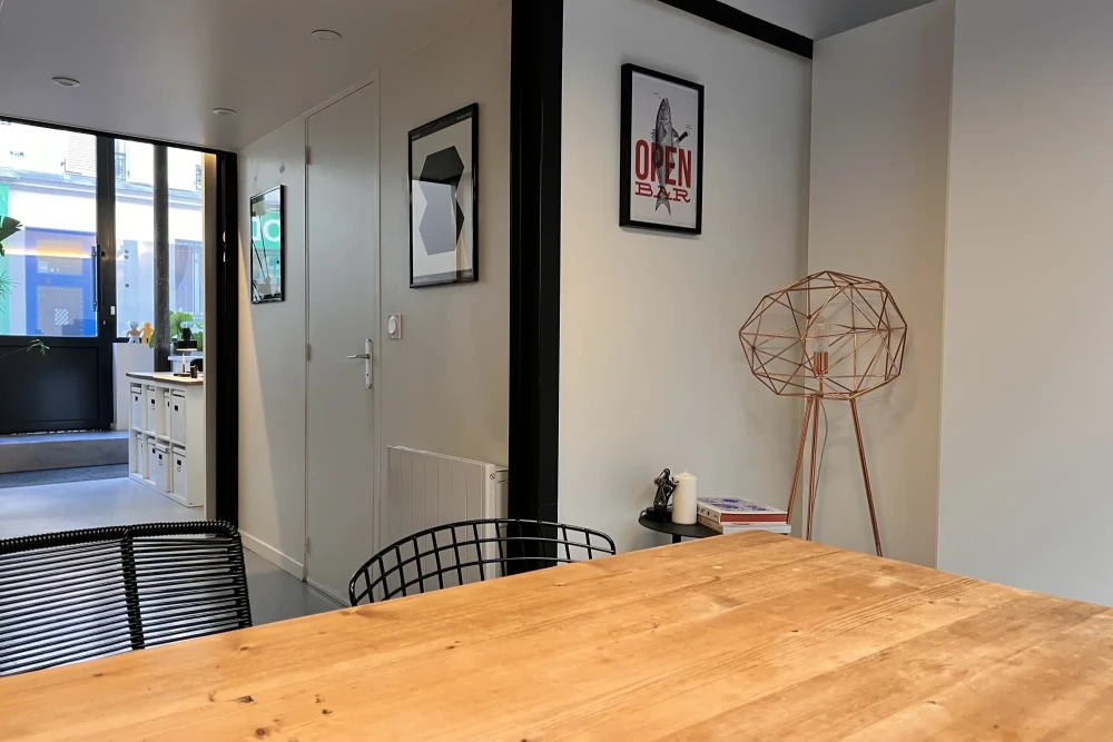 Bureau privé - 75011 - 1 poste - 500€