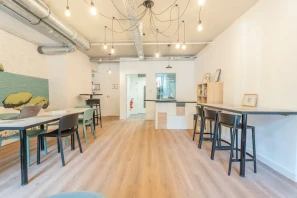 Bureau privé - 13007 - 3 postes - 1000€