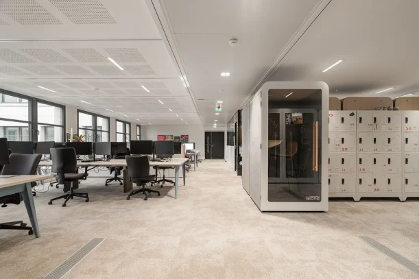 Espace indépendant - 75009 - 55 postes - 49500€