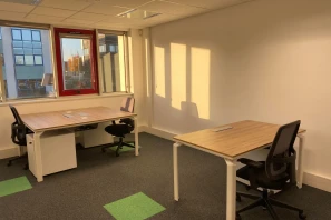 Bureau privé - 35760 - 3 postes - 990€