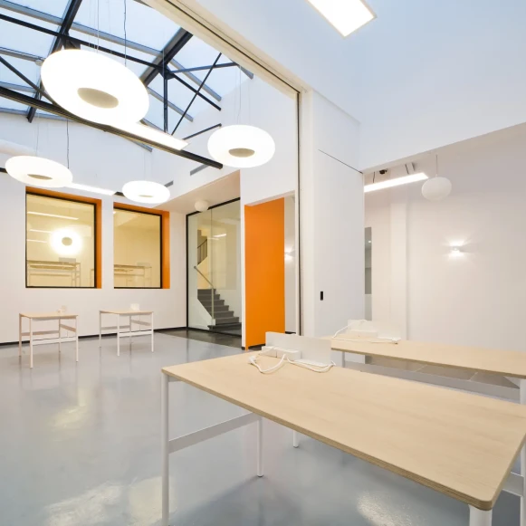 Espace indépendant 220 m² 25 postes Location bureau Rue d'Aboukir Paris 75002 - photo 3