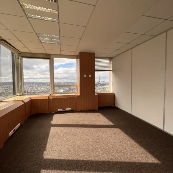 Bureau privé 24 m² 8 postes Coworking Avenue du Maine Paris 75015 - photo 3