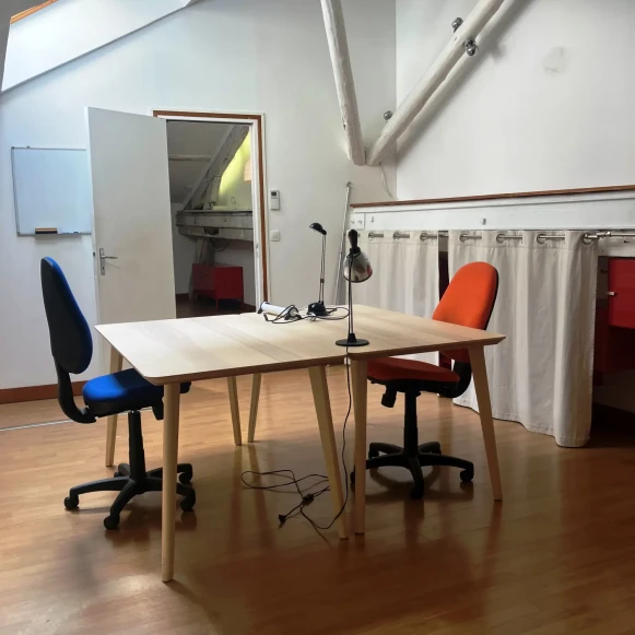 Bureau privé 38 m² 8 postes Location bureau Rue du Grand Prieuré Paris 75011 - photo 2