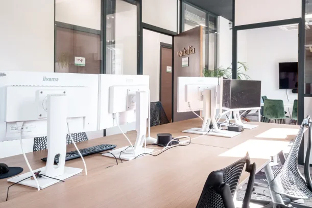 Bureau privé - 33000 - 12 postes - 3643€