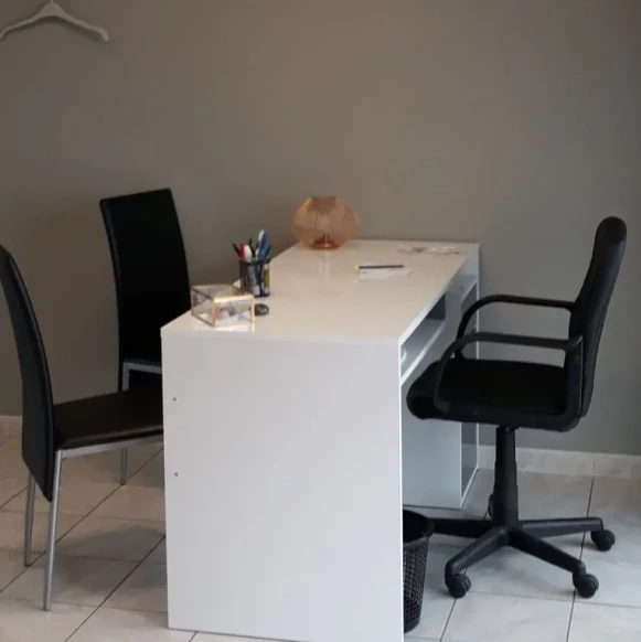 Bureau privé 15 m² 4 postes Location bureau Rue Alfred Sauvy Pollestres 66450 - photo 1