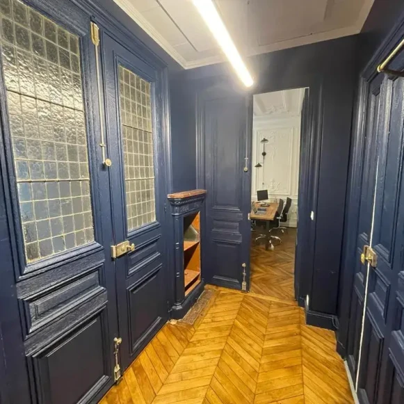 Bureau privé 16 m² 4 postes Location bureau Avenue de Friedland Paris 75008 - photo 8