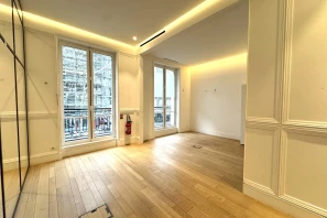 Espace indépendant - 75008 - 32 postes - 25500€