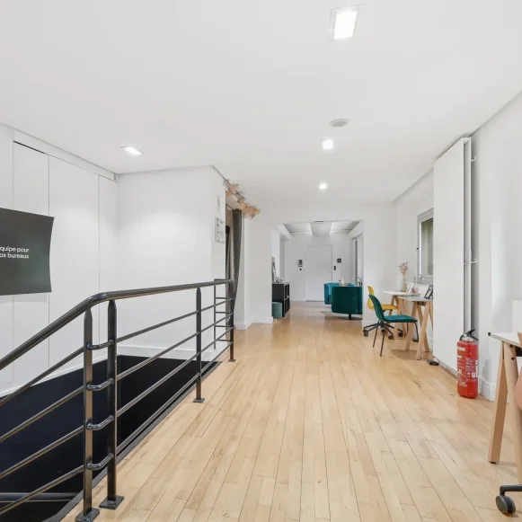 Bureau privé 9 m² 2 postes Coworking Boulevard de Strasbourg Paris 75010 - photo 6