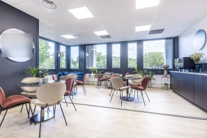 Open Space - 72650 - 4 postes - 190€