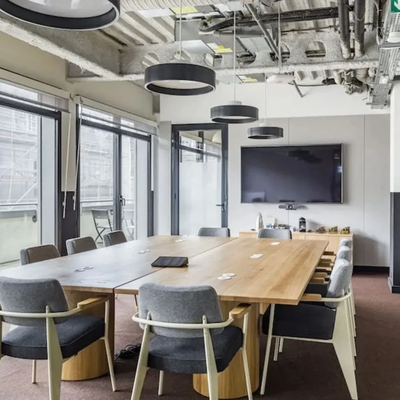 Bureau privé 88 m² 20 postes Location bureau Rue la Fayette Paris 75009 - photo 1