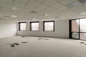 Bureau privé - 75017 - 21 postes - 3360€