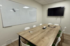 Open Space - 75002 - 10 postes - 475€