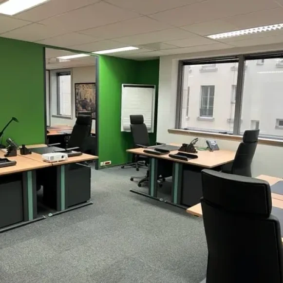 Bureau privé 225 m² 42 postes Coworking Rue Jean Jaurès Levallois-Perret 92300 - photo 12