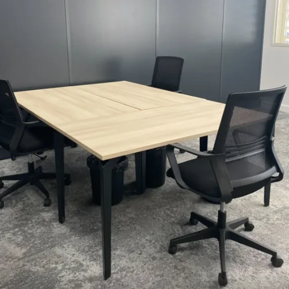 Bureau privé 18 m² 3 postes Coworking Rue Isabelle Eberhardt Montpellier 34000 - photo 1