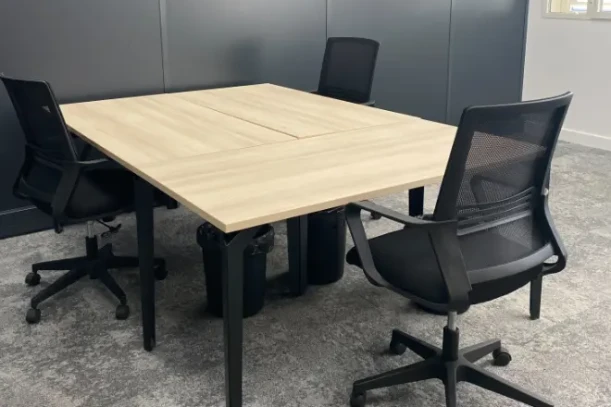 Bureau privé - 34000 - 3 postes - 1420€