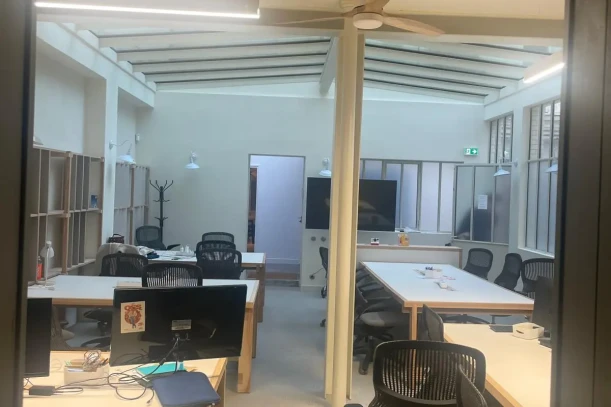 Espace indépendant - 75012 - 24 postes - 11500€