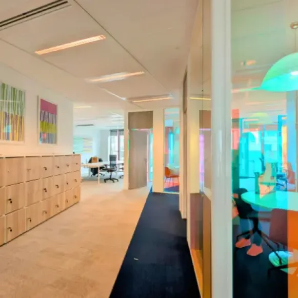 Bureau privé 25 m² 4 postes Coworking Avenue Aristide Briand Arcueil 94110 - photo 4