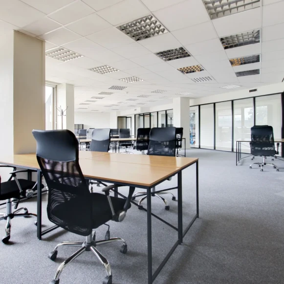 Open Space  26 postes Location bureau Rue Royale Saint-Cloud 92210 - photo 4