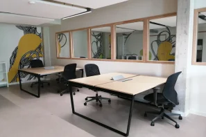 Open Space - 75020 - 17 postes - 360€