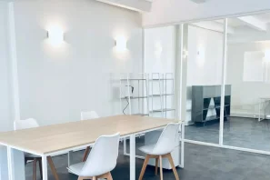Espace indépendant - 75018 - 12 postes - 2990€