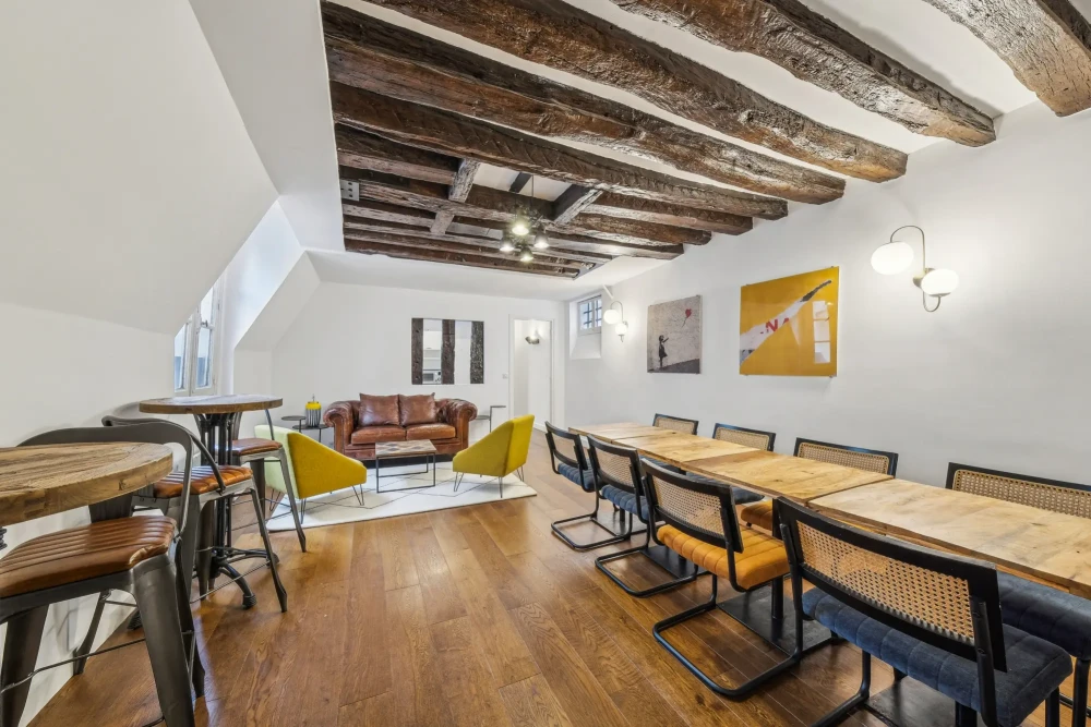 Espace indépendant - 75003 - 52 postes - 35100€
