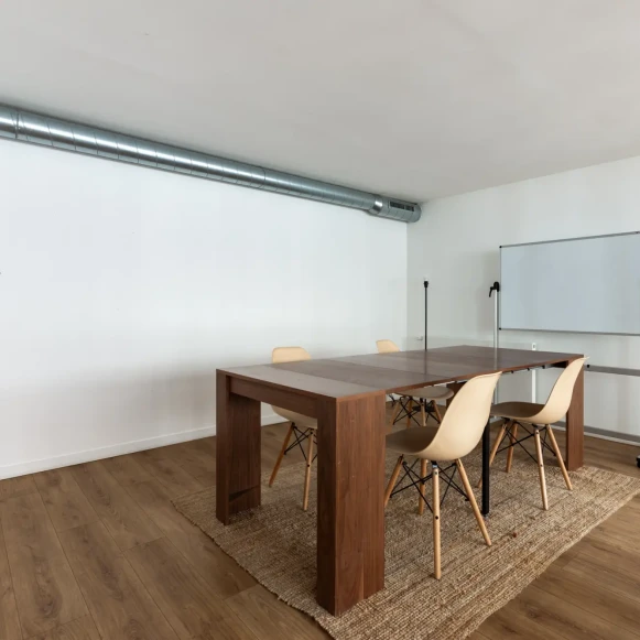 Espace indépendant 80 m² 15 postes Coworking Rue Henri Chevreau Paris 75020 - photo 9