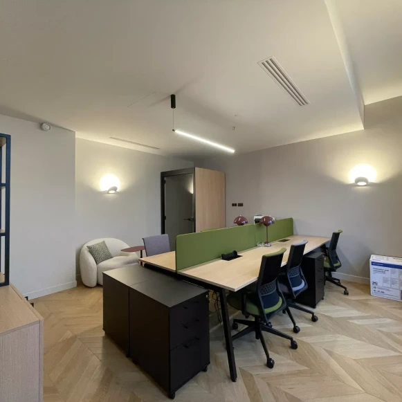 Bureau privé 23 m² 6 postes Location bureau Rue de Caumartin Paris 75009 - photo 1