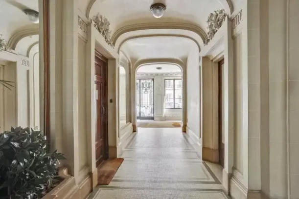 Espace indépendant - 75017 - 15 postes - 5300€