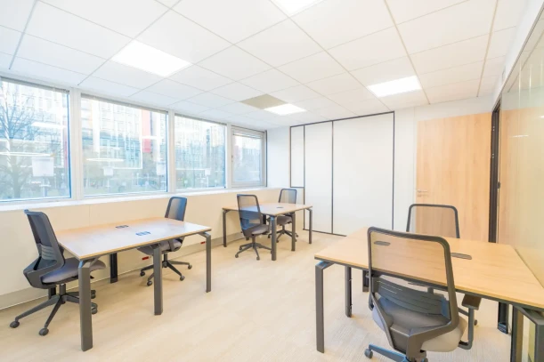 Bureau privé - 92000 - 6 postes - 2100€