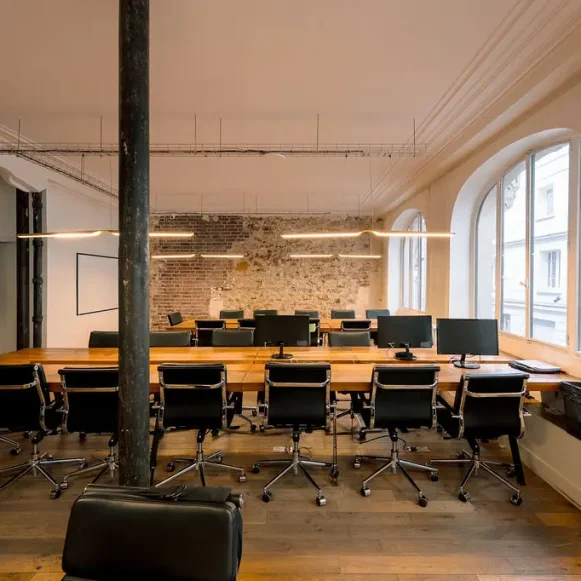 Open Space  15 postes Location bureau Rue Ambroise Thomas Paris 75009 - photo 1