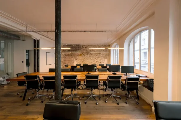 Open Space - 75009 - 15 postes - 500€