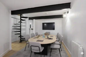 Espace indépendant - 75017 - 8 postes - 3900€