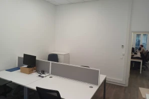 Bureau privé - 75009 - 4 postes - 2000€