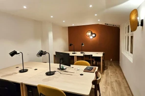 Open Space - 75018 - 14 postes - 250€
